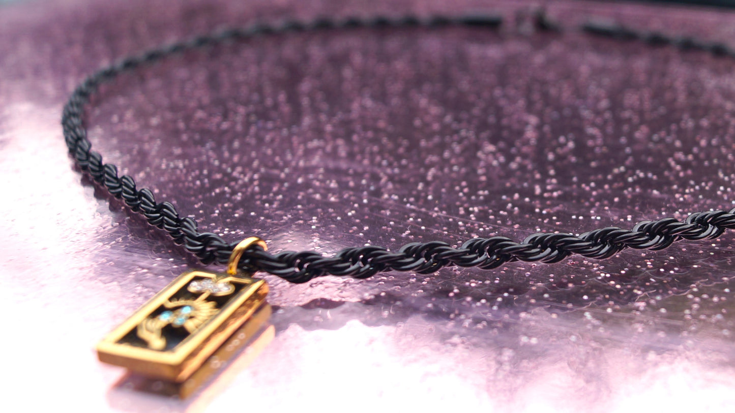 The Magician Necklace