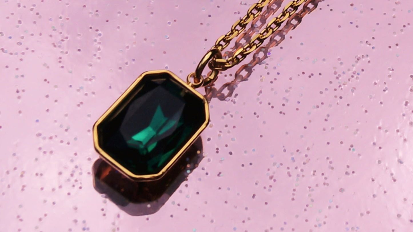 Emerald Jewel Necklace