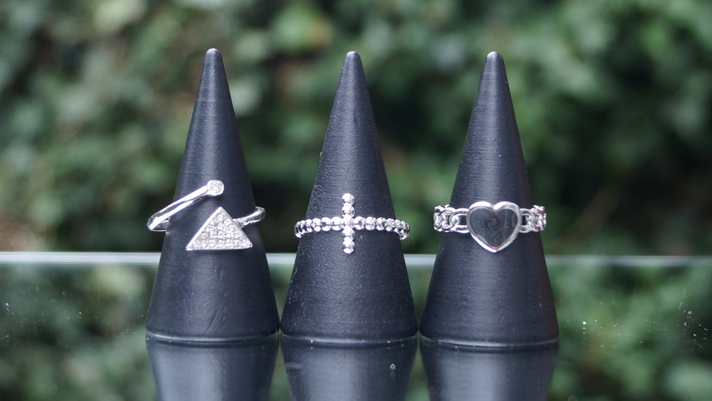 Silver Zirconia Arrow Ring