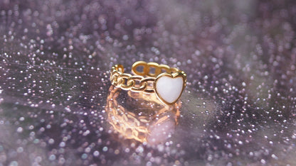 White Heart Patterned Gold Ring