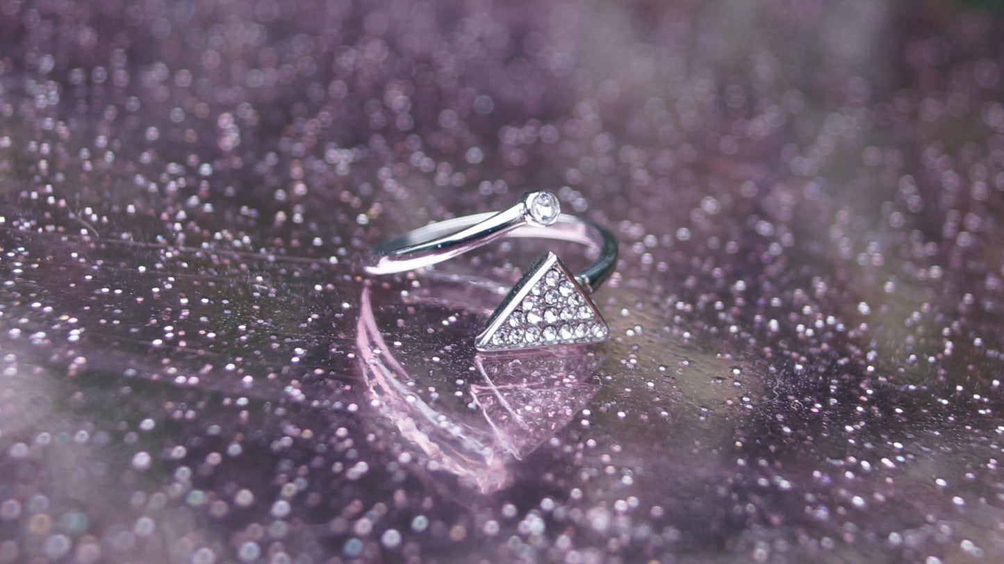 Silver Zirconia Arrow Ring