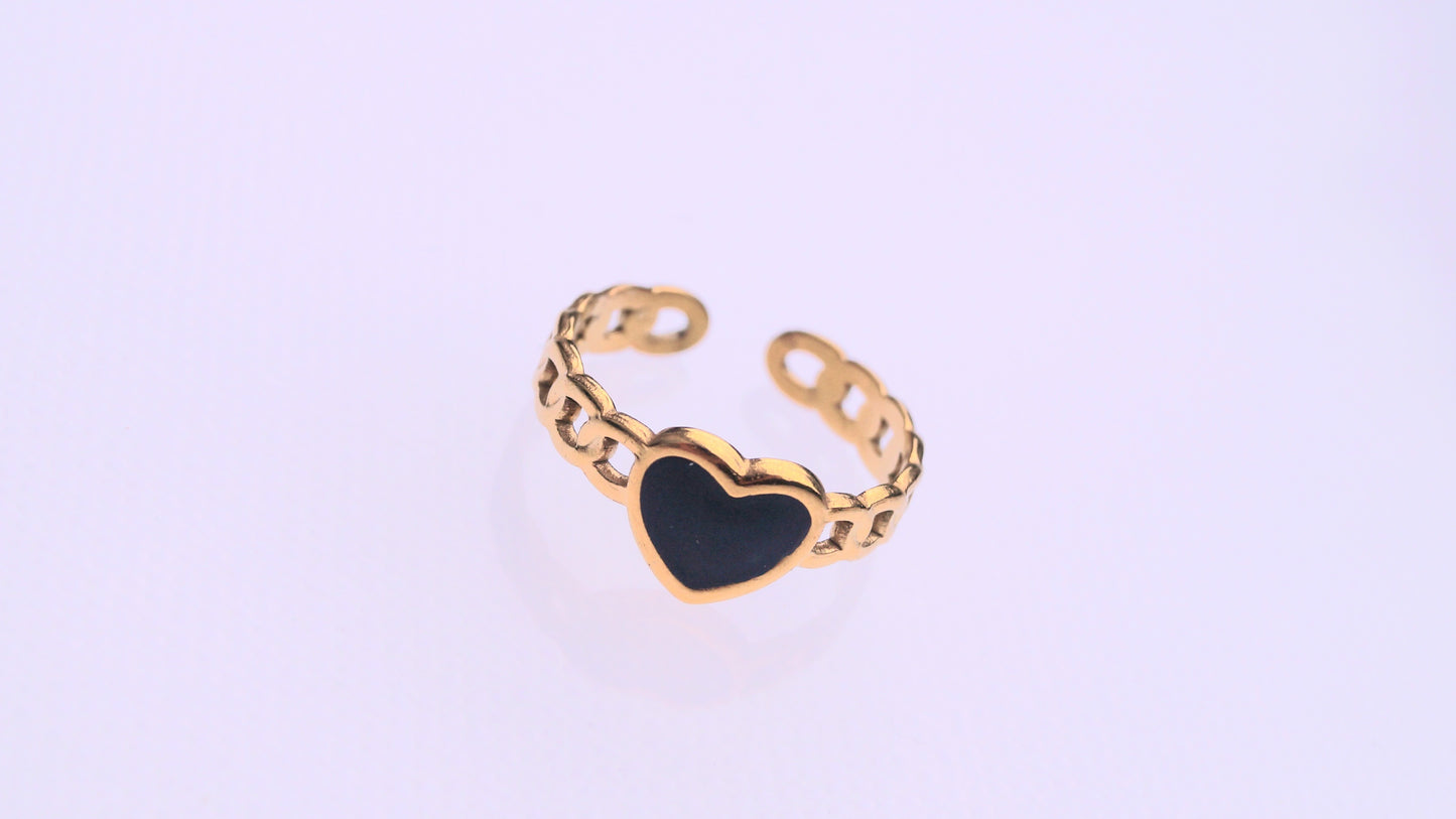 Black Heart Patterned Gold Ring