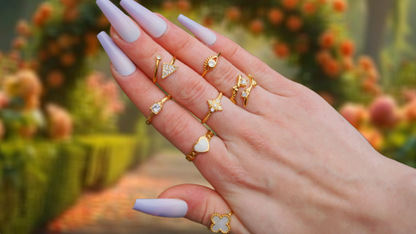 Pearlescent Clover Style Gold Ring